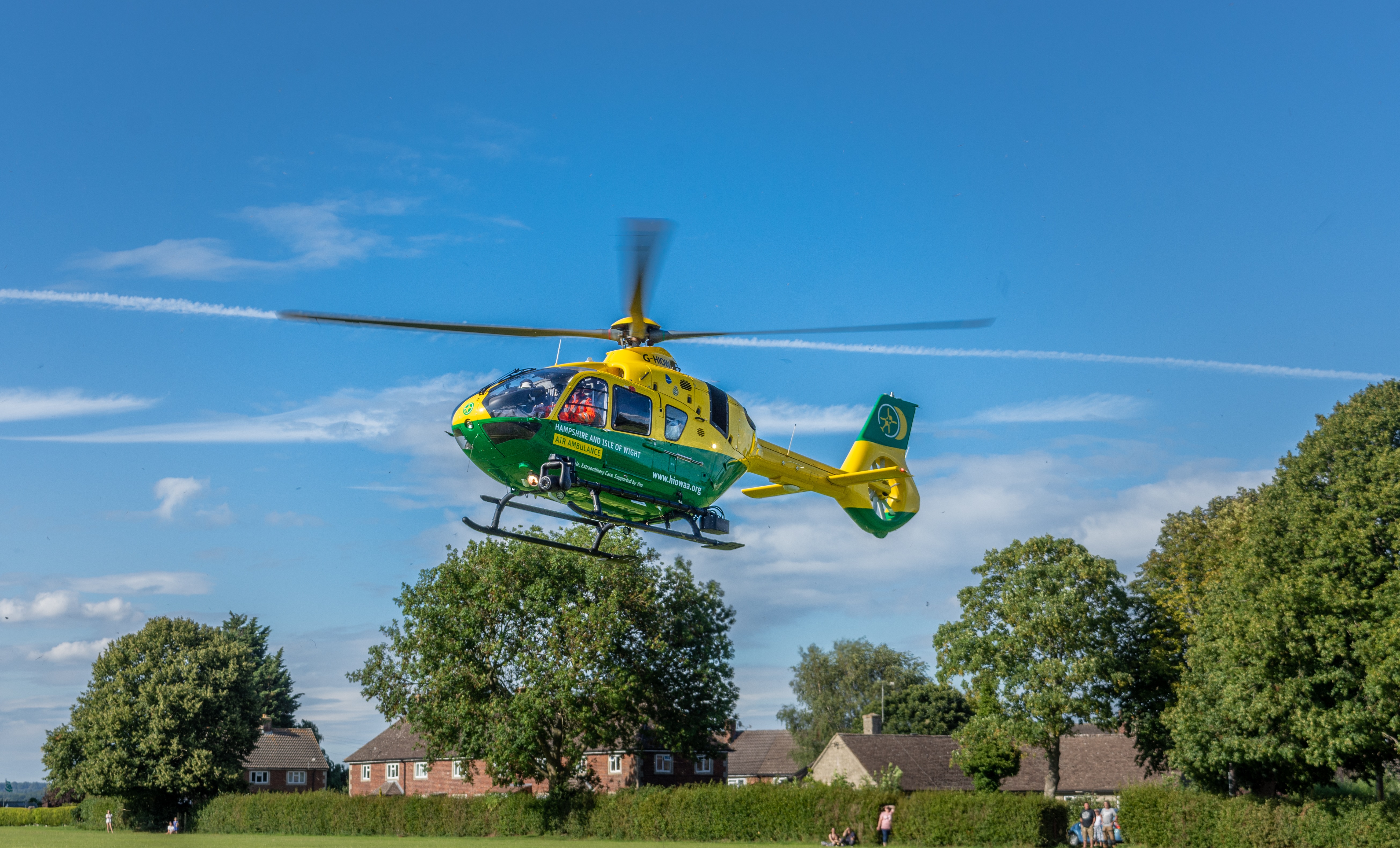 Hampshire's air ambulance pays respects to Queen Elizabeth II GHR